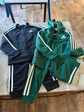 adidas Toddler Crewneck Sweatshirt in Green